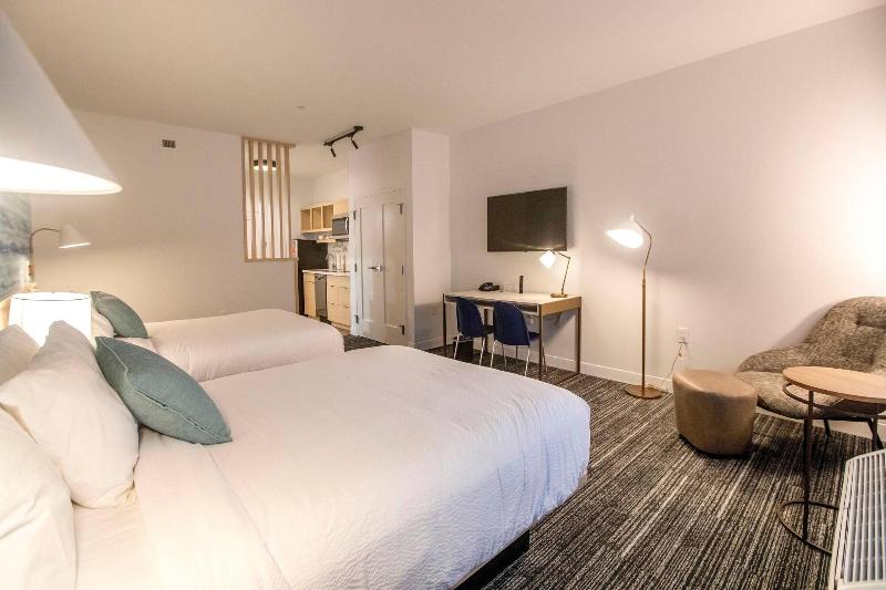 Towneplace Suites By Marriott Houston Conroe image