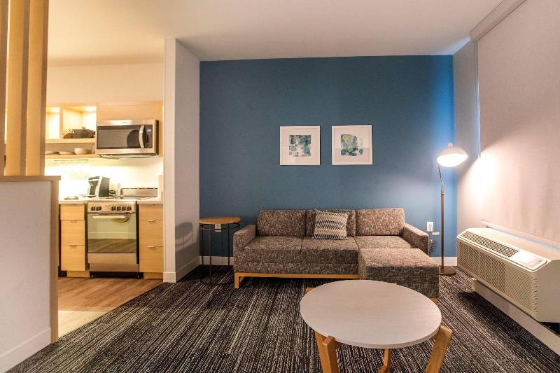 Towneplace Suites By Marriott Houston Conroe image