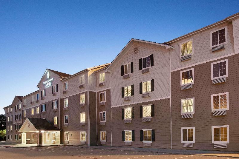 Woodspring Suites Conroe image