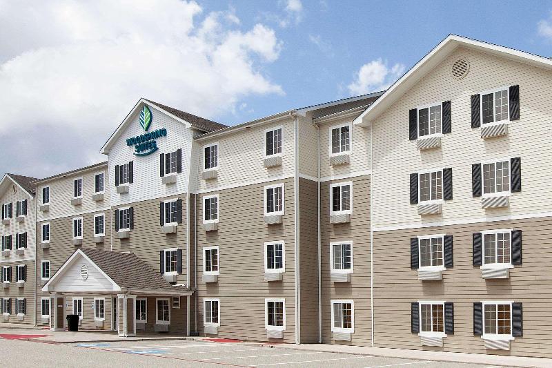 Woodspring Suites Conroe image