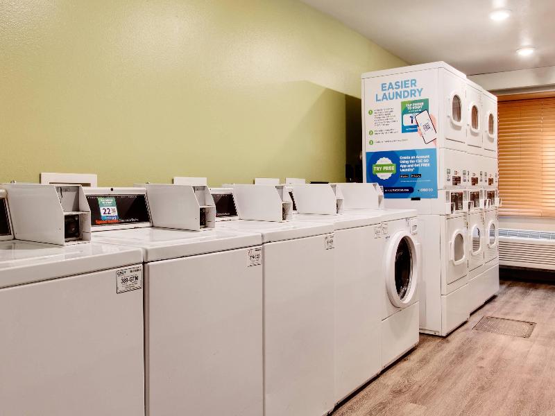 Woodspring Suites Conroe image