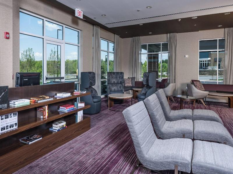 Courtyard By Marriott Boston Littleton image
