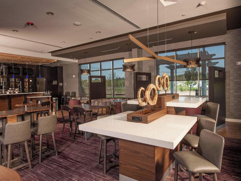 Courtyard By Marriott Boston Littleton image