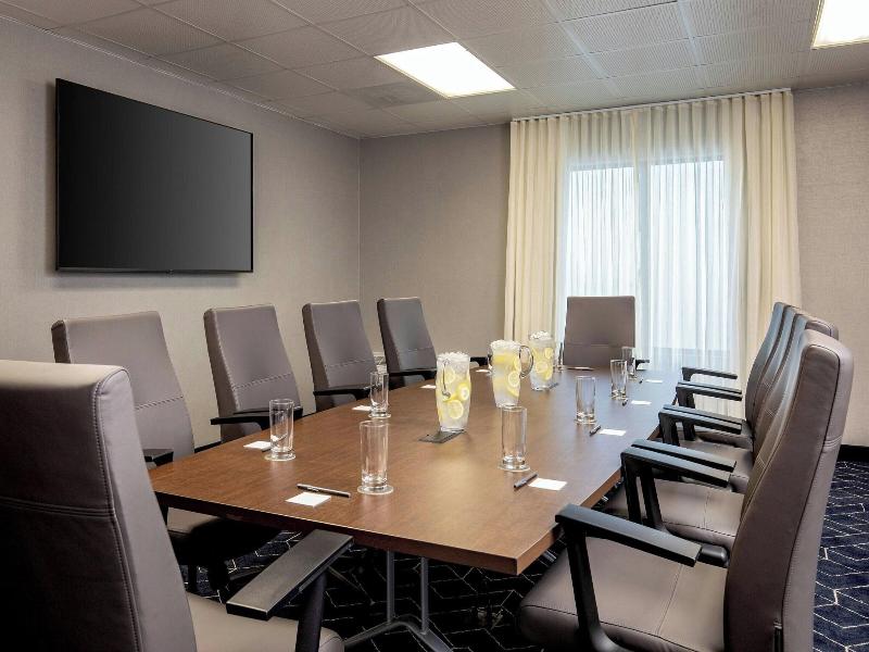 Courtyard By Marriott Boston Andover image