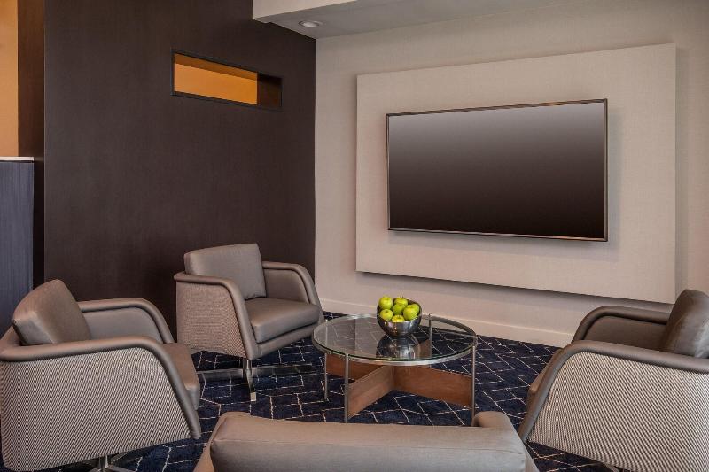 Courtyard By Marriott Boston Andover image