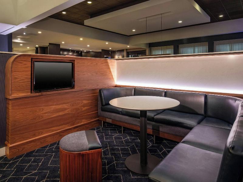 Courtyard By Marriott Boston Andover image