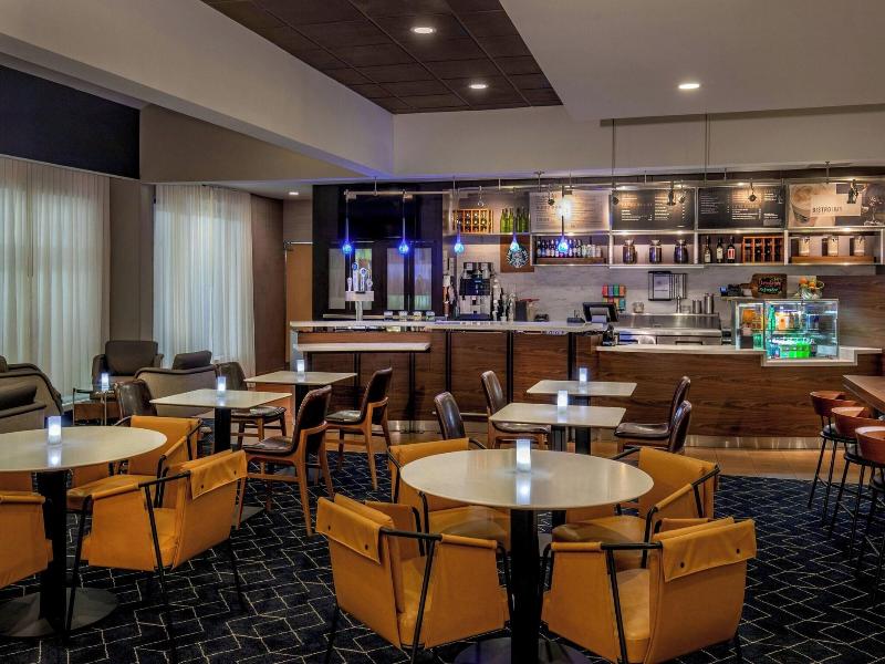 Courtyard By Marriott Boston Andover image