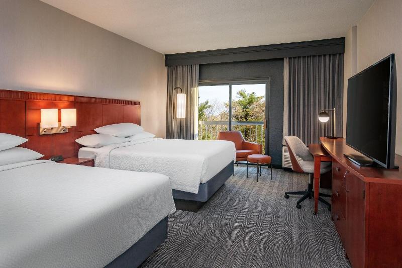 Courtyard By Marriott Boston Andover image