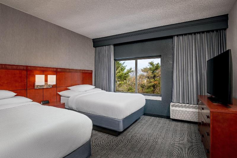 Courtyard By Marriott Boston Andover image