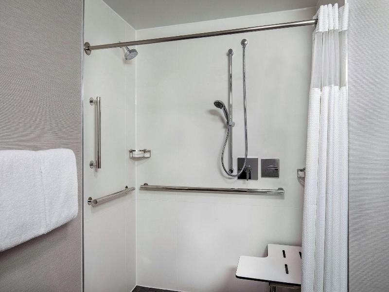 Courtyard By Marriott Boston Andover image
