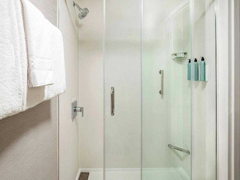 Courtyard By Marriott Boston Andover image