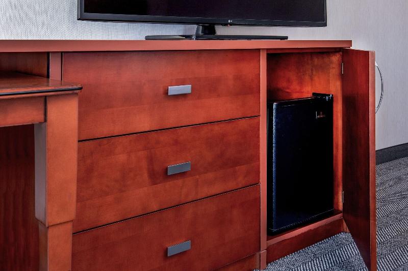 Courtyard By Marriott Boston Andover image