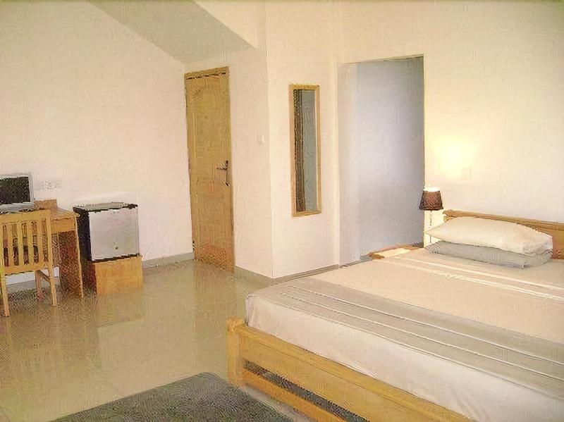 Elmina Bay Resort image
