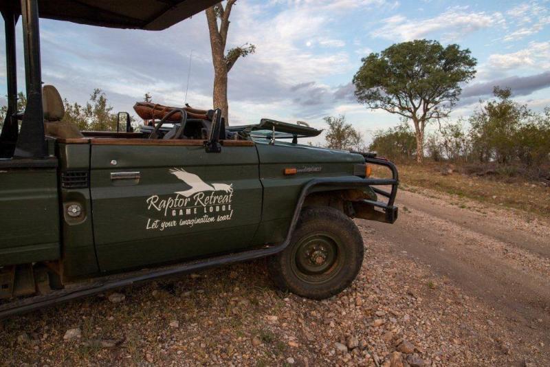 Raptor Retreat Game Lodge image