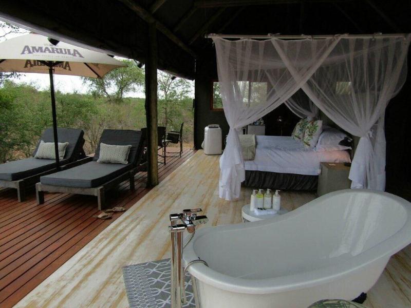 Raptor Retreat Game Lodge image