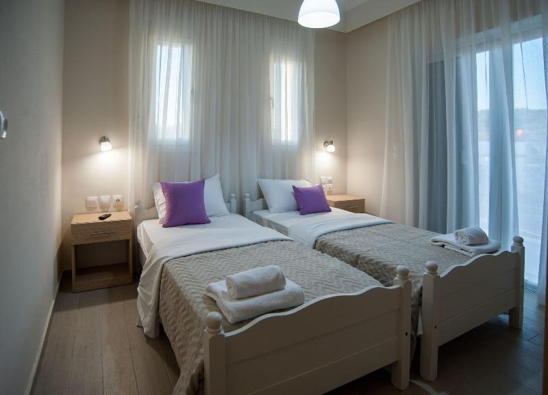 Vanessa's Rooms & Apartments image