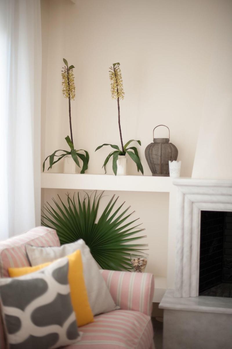 Vanessa's Rooms & Apartments image