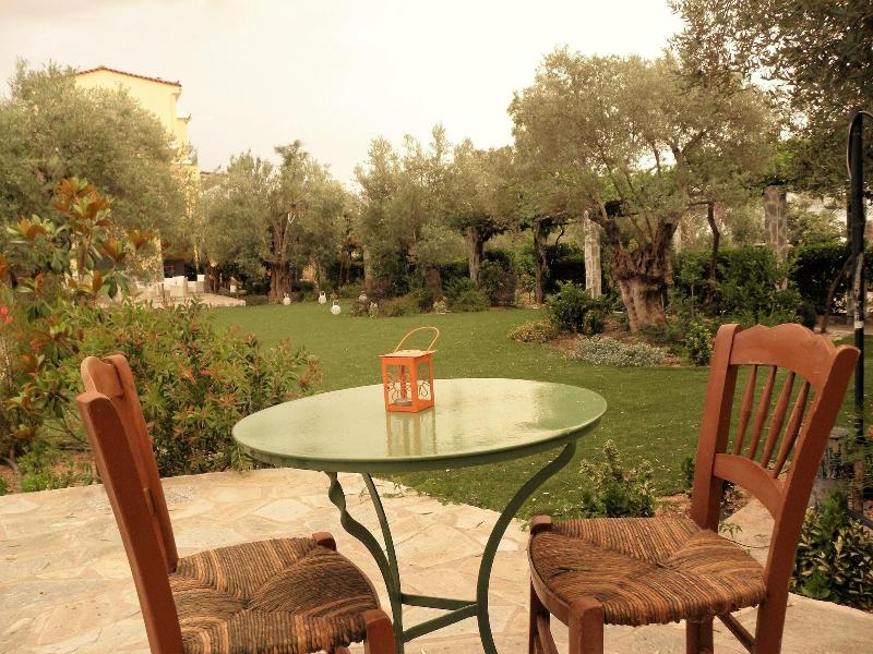 Ampoulos Rooms & Apartments image