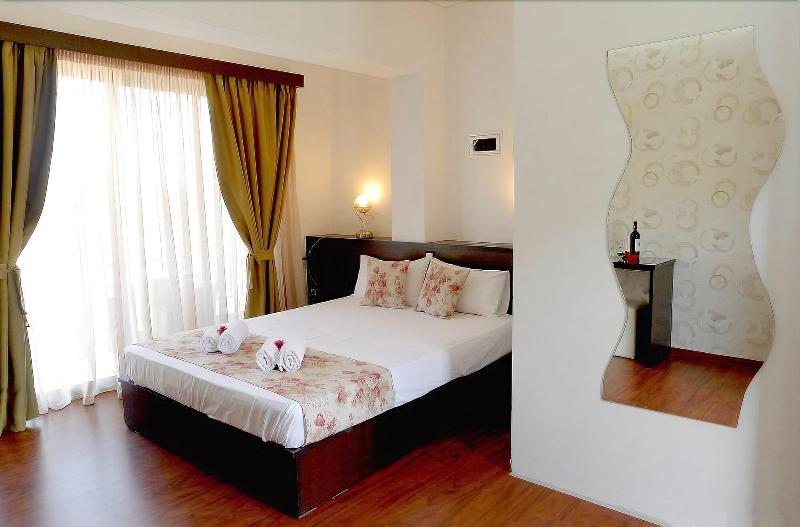 Ampoulos Rooms & Apartments image