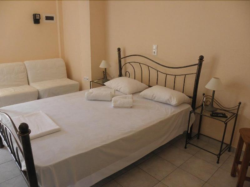 Ampoulos Rooms & Apartments image