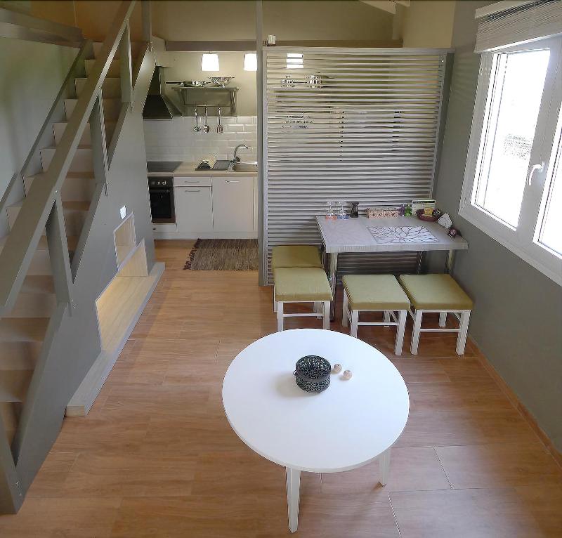 Ampoulos Rooms & Apartments image