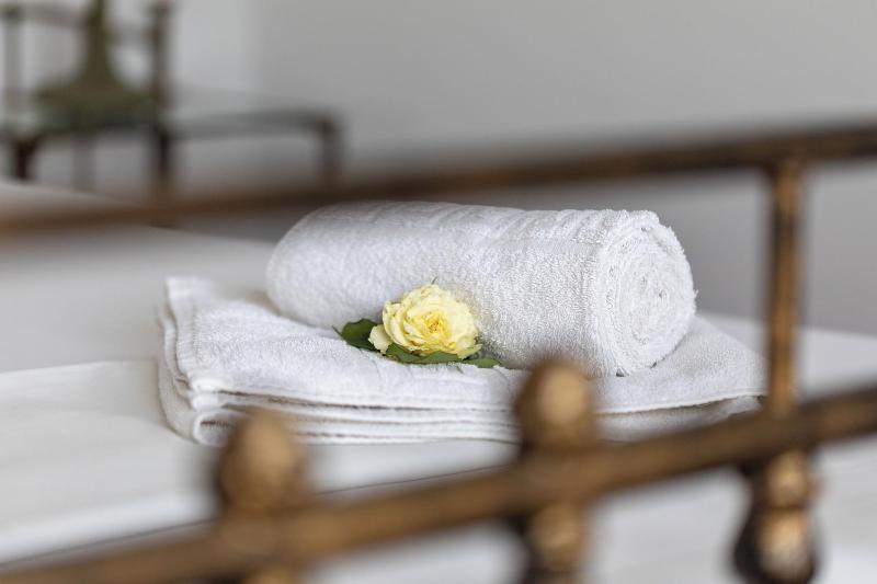 Ampoulos Rooms & Apartments image