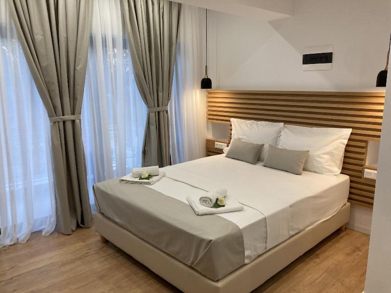 Ampoulos Rooms & Apartments image