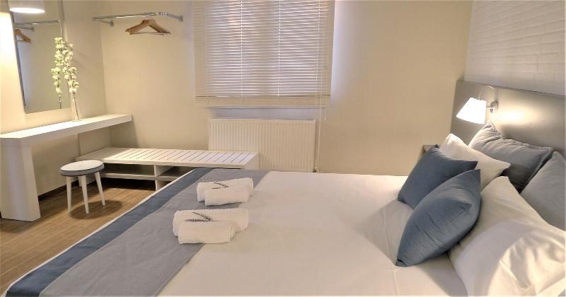 Ampoulos Rooms & Apartments image