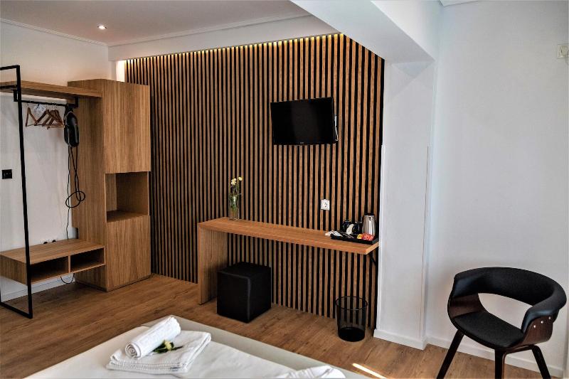 Ampoulos Rooms & Apartments image