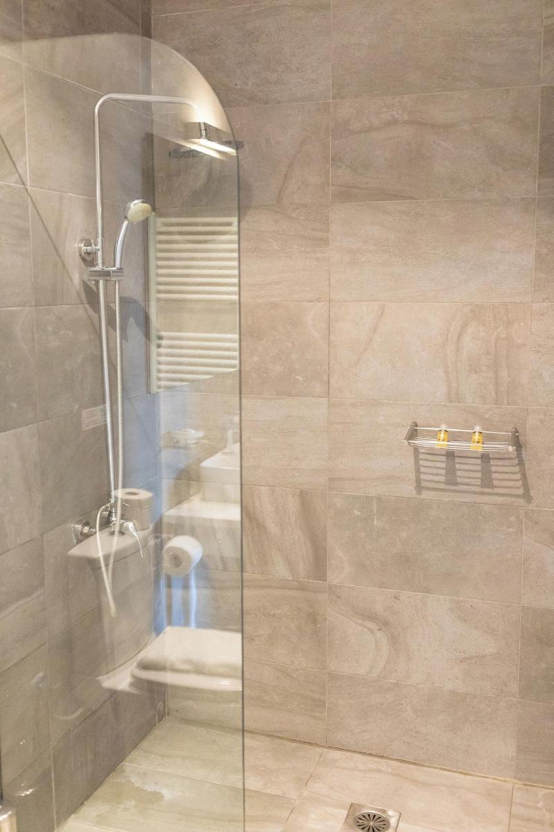 Ampoulos Rooms & Apartments image