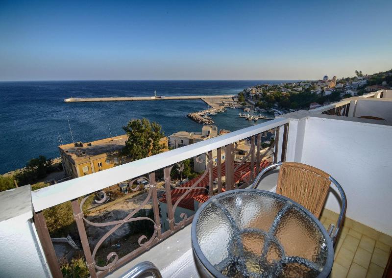 Kastro Hotel image