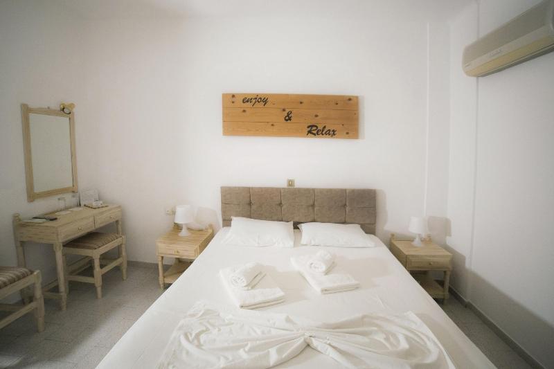 Kastro Hotel image