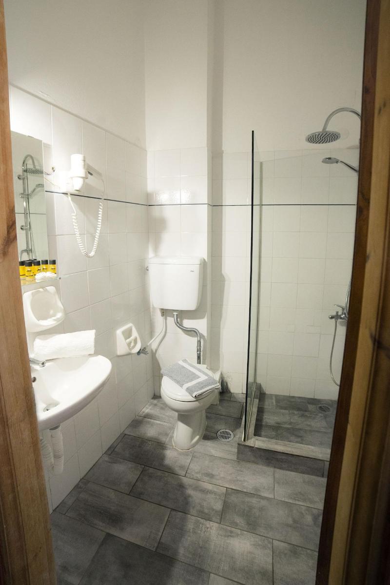 Kastro Hotel image