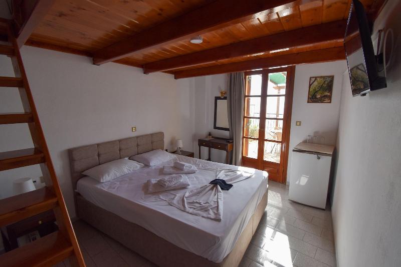 Kastro Hotel image