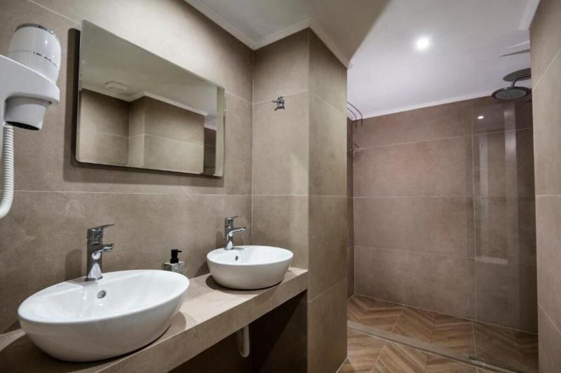 Galaxy Hotel image