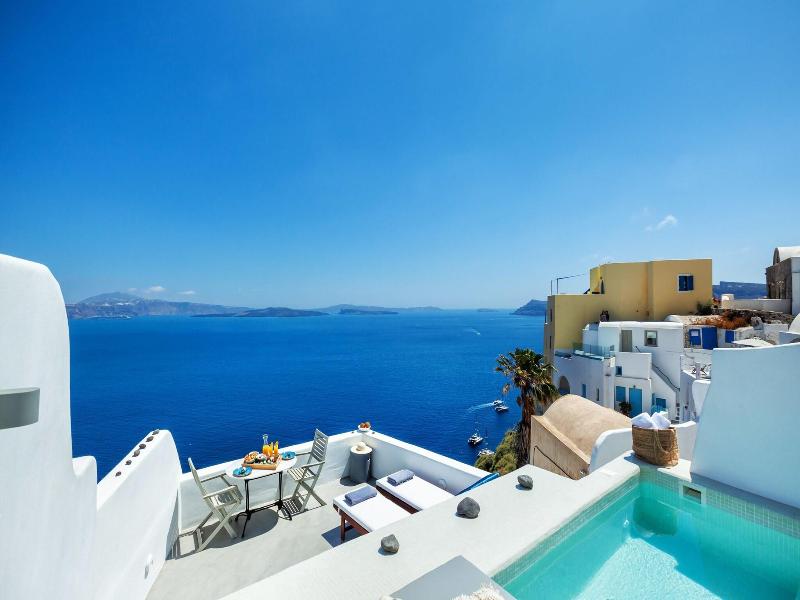 Diamond Luxury Suites image