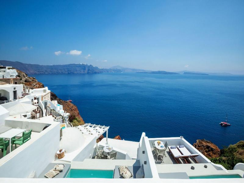 Diamond Luxury Suites image