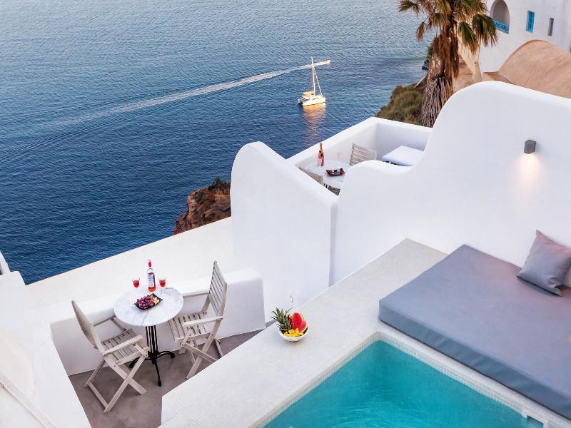 Diamond Luxury Suites image