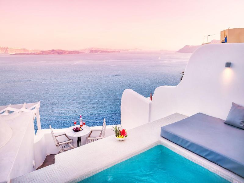Diamond Luxury Suites image