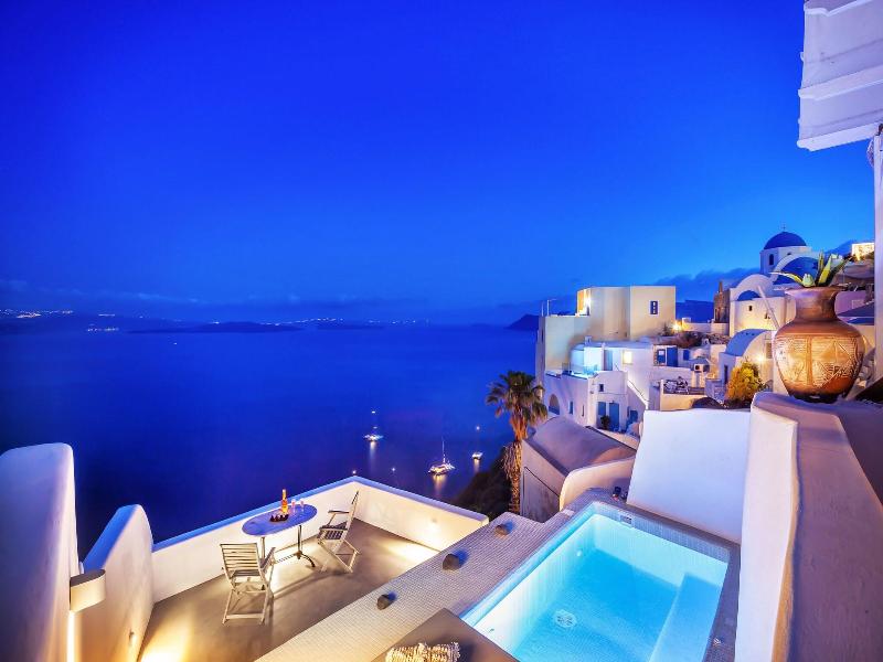 Diamond Luxury Suites image