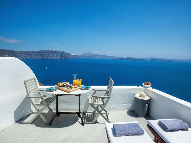 Diamond Luxury Suites image