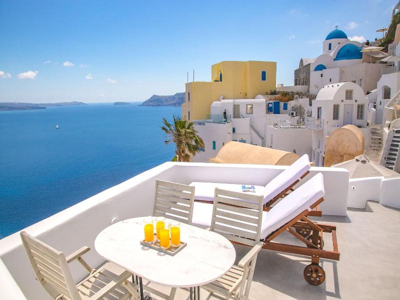 Diamond Luxury Suites image