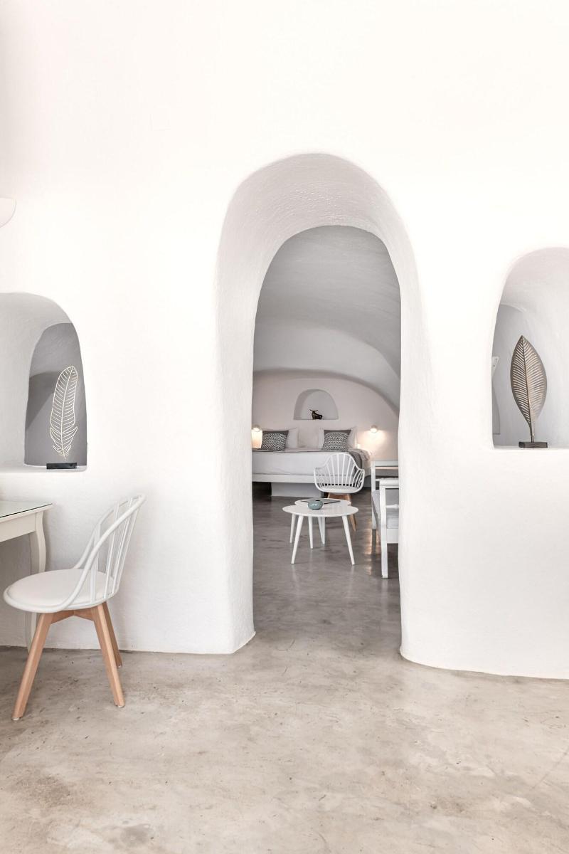 Diamond Luxury Suites image