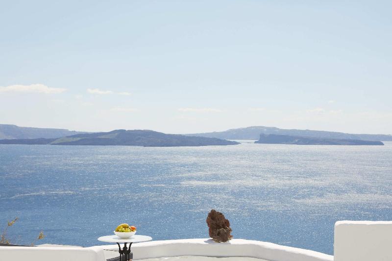 Diamond Luxury Suites image