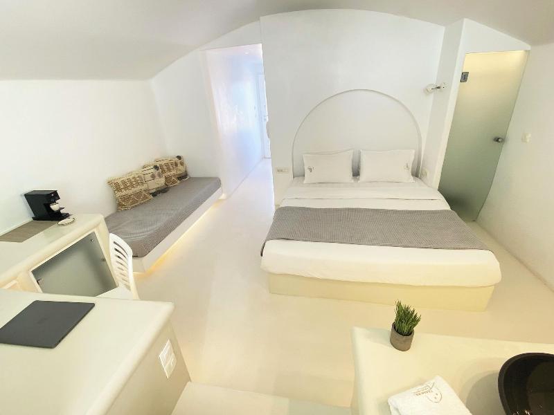 Diamond Luxury Suites image