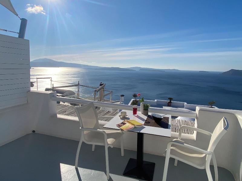 Diamond Luxury Suites image