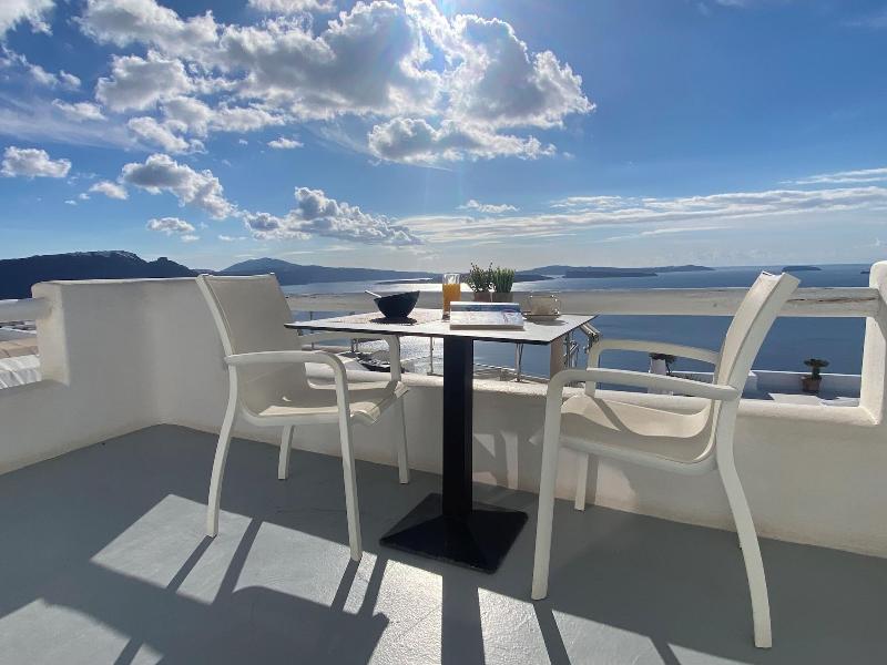 Diamond Luxury Suites image