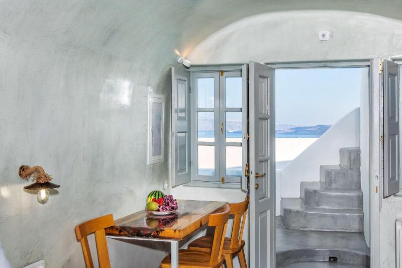 Diamond Luxury Suites image