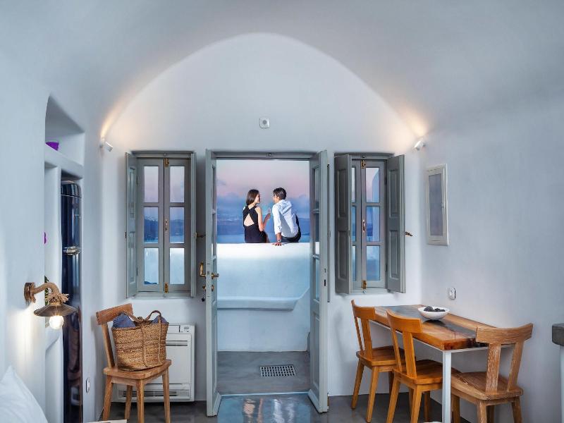 Diamond Luxury Suites image