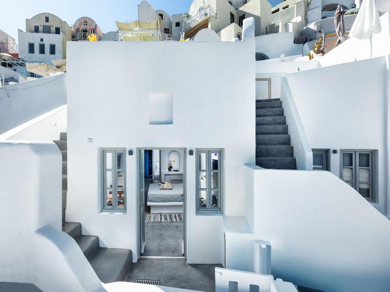 Diamond Luxury Suites image